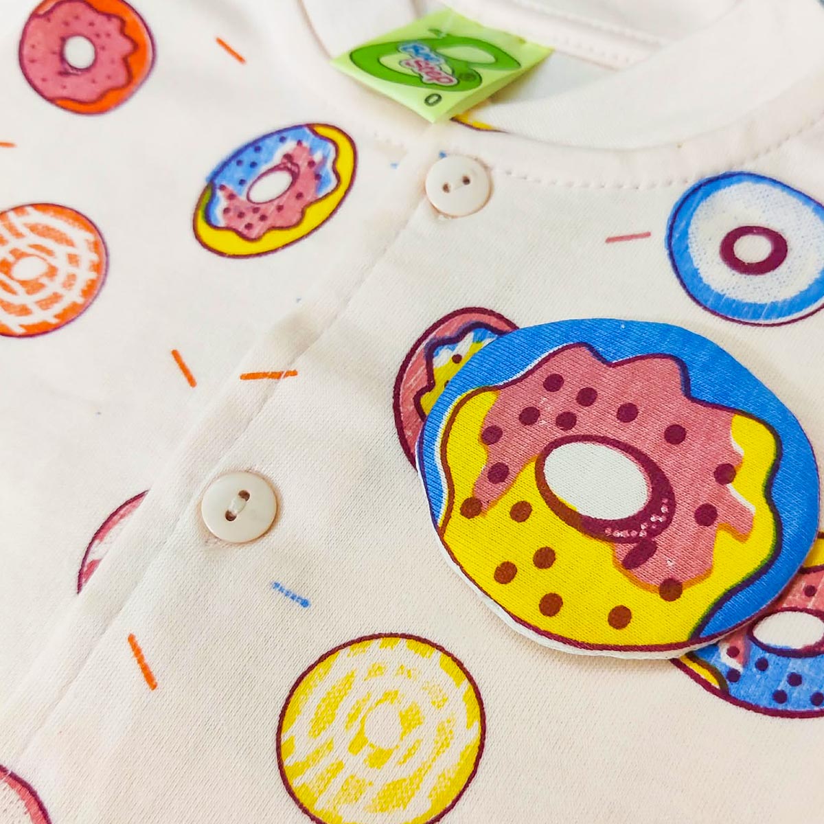 BEE STEP PEACH DONUT T-SHIRT WITH SHORTS & CAP- 3 PCS SET