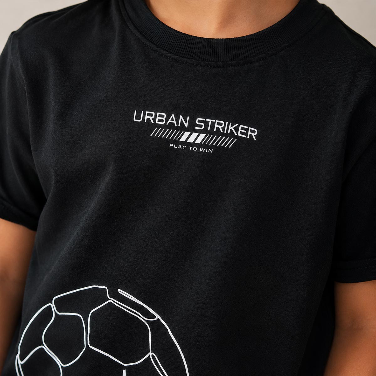 BRANDED BLACK URBAN STRIKER SHORT SLEEVE T-SHIRT