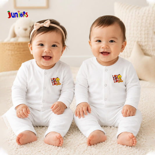 JUNIORS TWEETY LONG SLEEVE BUTTON FRONT PYJAMA SET